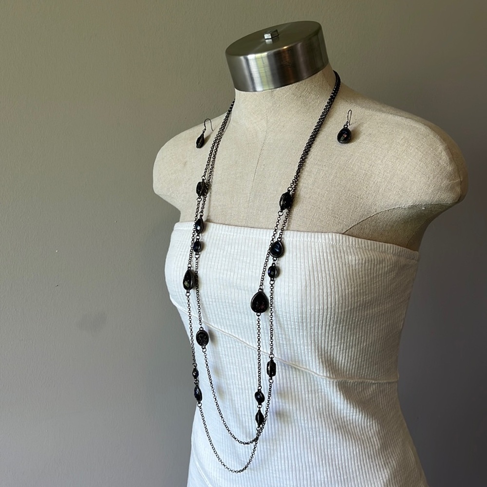 Charming Charlie Druzy stone long necklace and earrings set Navy